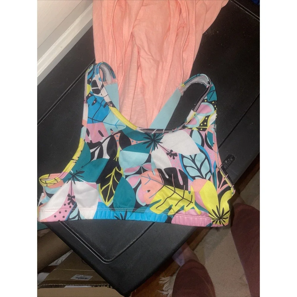 Two Piece Matching Athletic Wear‎ Tropical Flower Size 14/16 Girls